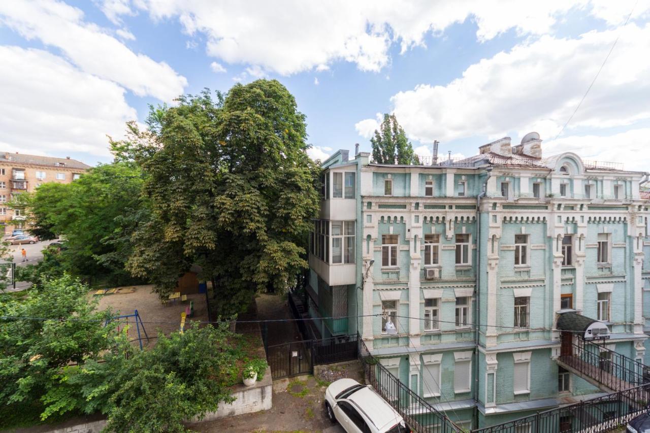 Secret Apartments Kiew Exterior foto